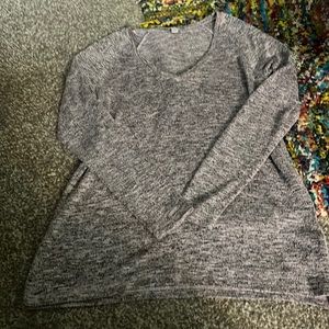 Super Soft n Cute American Eagle V Neck size Medium